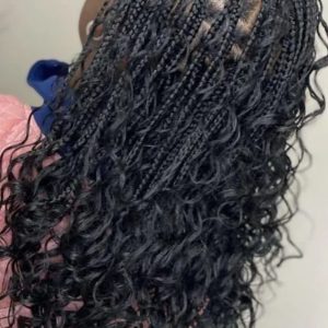 Medium Bohemian Knotless Human Hair